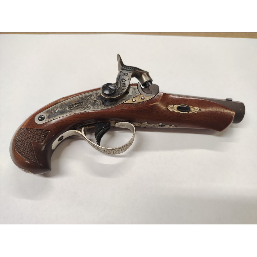 Pistola Deringer Philadelphia Pedersoli .45  Réplica histórica de avancarga