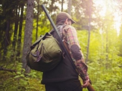 Imprescindibles en la mochila de caza: qué llevar